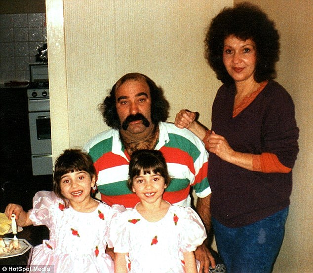 Anna e Lucy da piccole