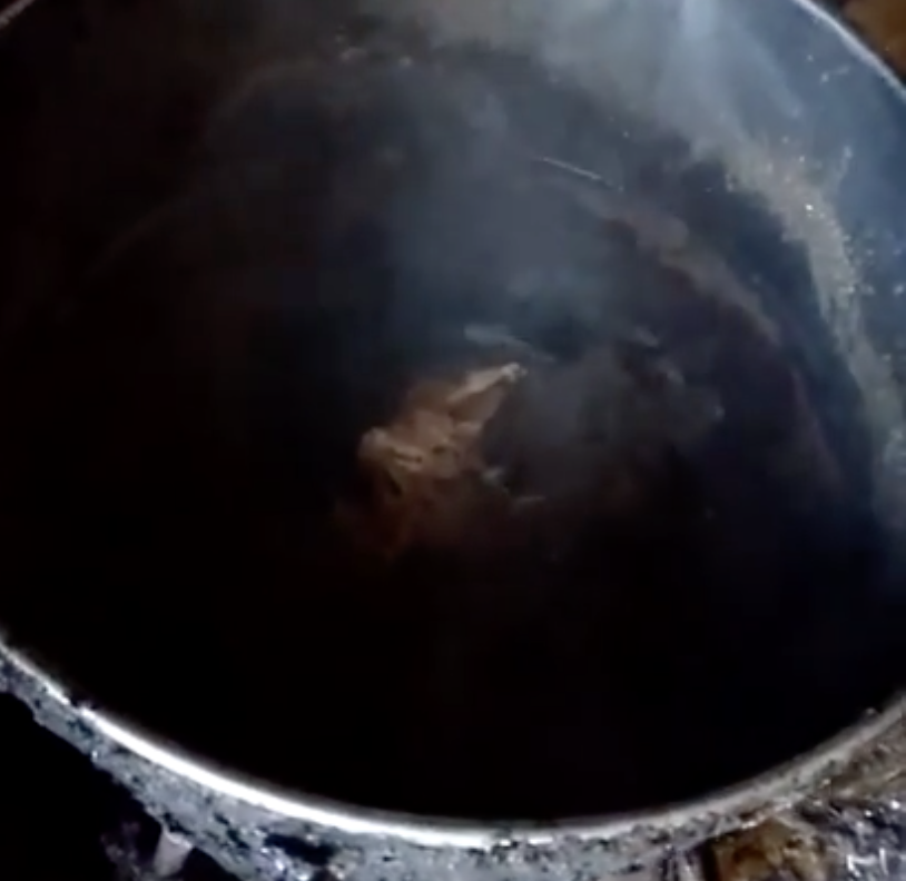 Carcassa nel pentolone