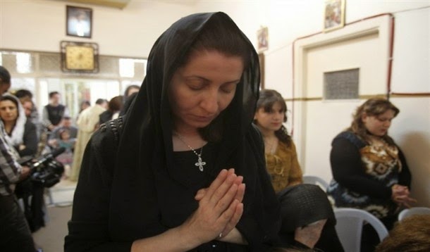 Donne in preghiera 1