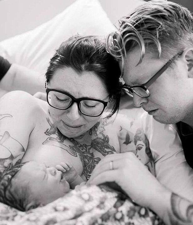 Angela assieme al marito e al figlio