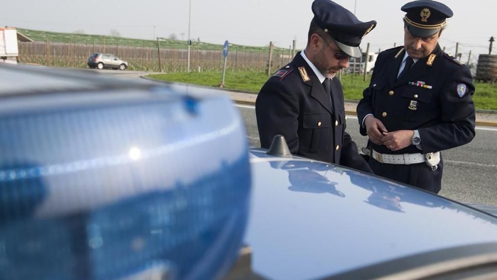 Agenti intervenuti sul posto