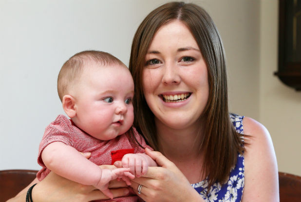 Charlotte con il figlio