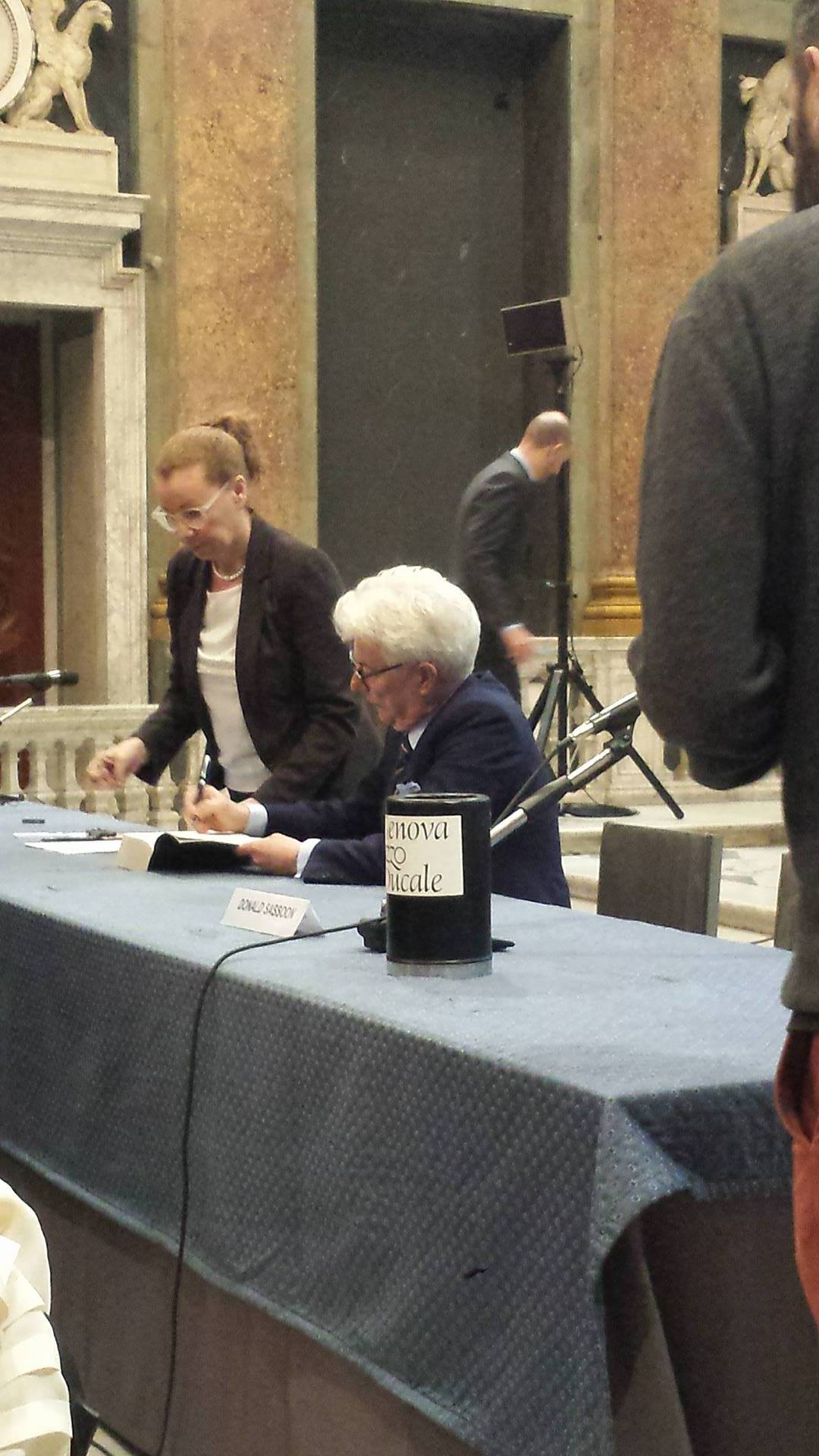 Pronto a firmare autografi