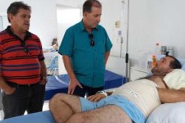 Carlos con alcuni visitatori