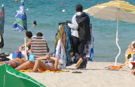 Spiagge italiane, i Servizi Segreti smentiscono il pericolo attentati (2)