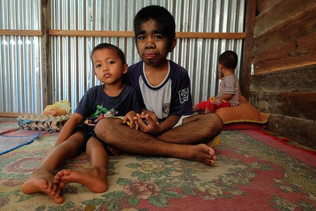 Muhammad con i fratelli