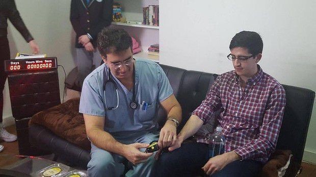 Il medico che ha assistito Alejandro