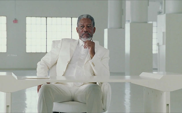 Freeman in una scena di 