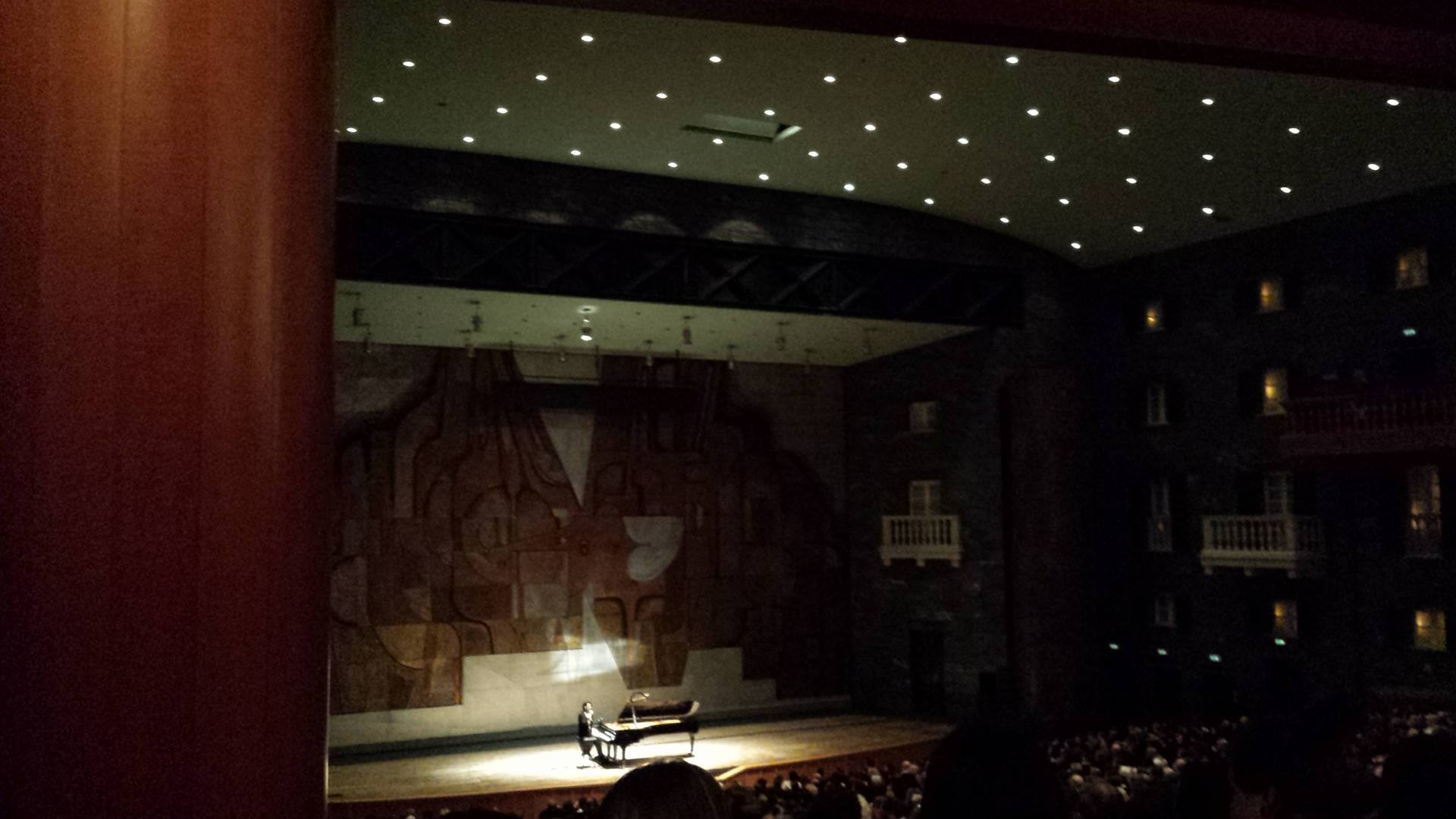 Teatro Carlo Felice pieno