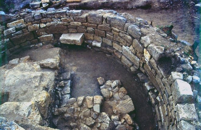 Tomba di Aristotele 2