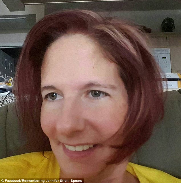 Jennifer Streit-Spears (2)