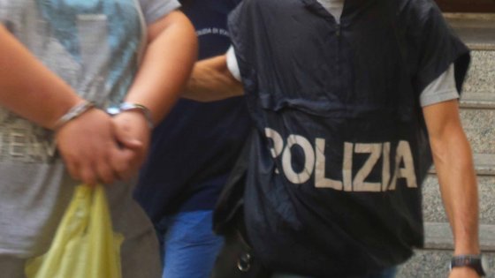 Stamattina hanno avuto luogo gli arresti
