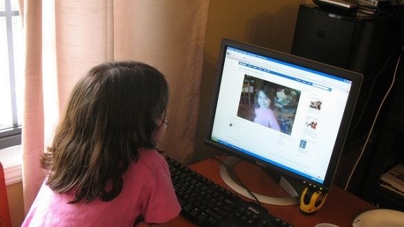 Professore americano arrestato per pornografia