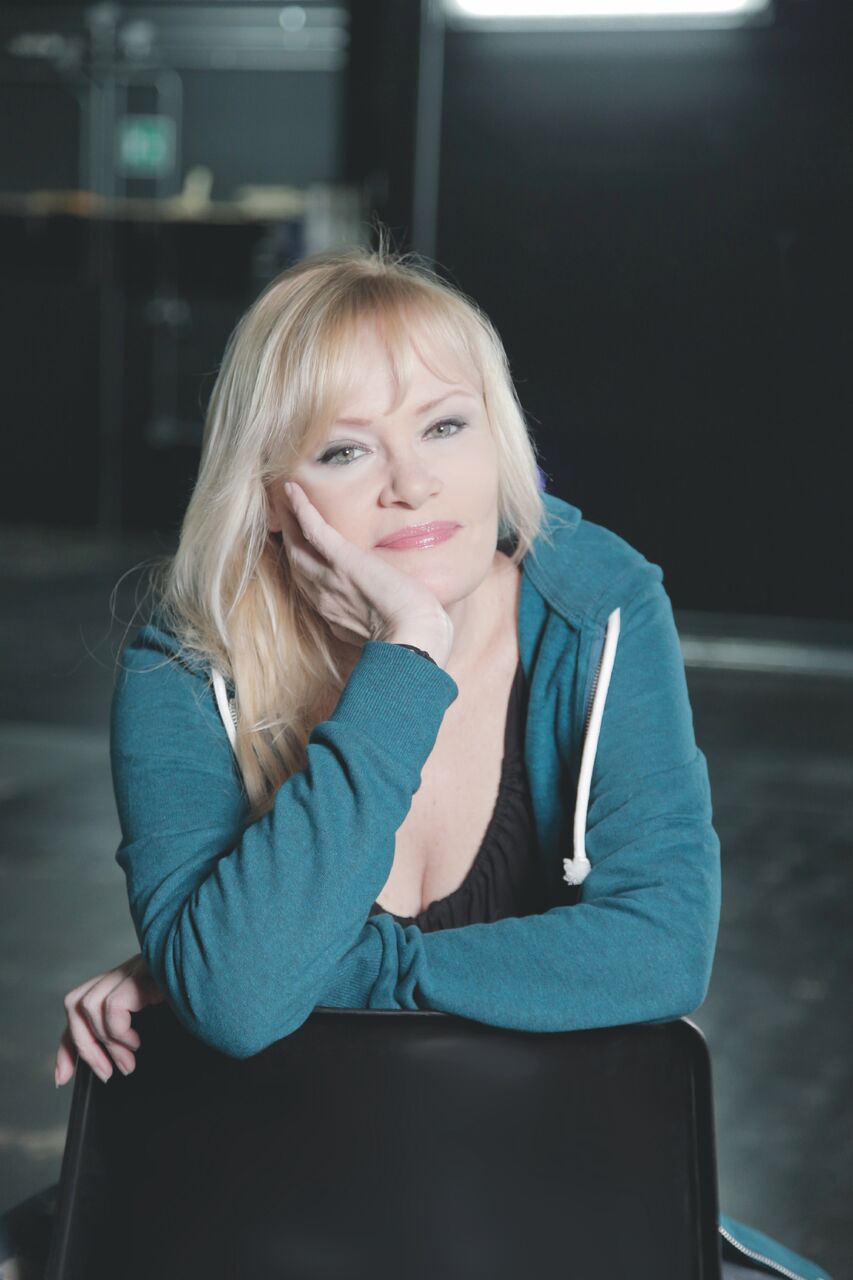 Regista Chiara Noschese