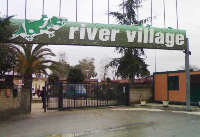 Camping River doveva essere il primo campo rom ad essere chiuso