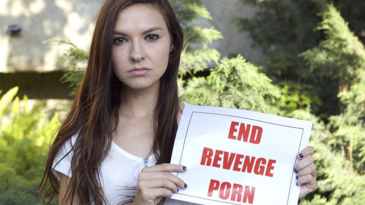 Chrissy vittima di revenge porn