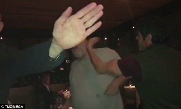 Aggressione al ristorante