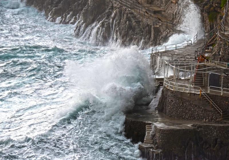 L'onda anomala a Praiano