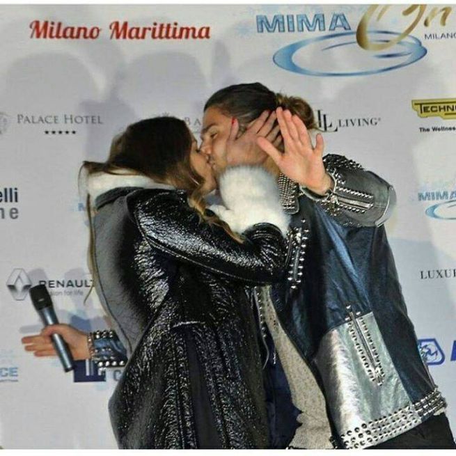 bacio Ivana e Luca