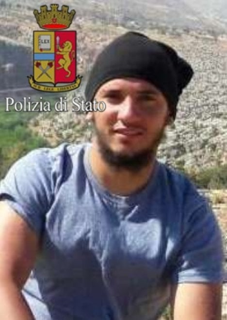 foreign fighter in Siria accusato di terrorismo