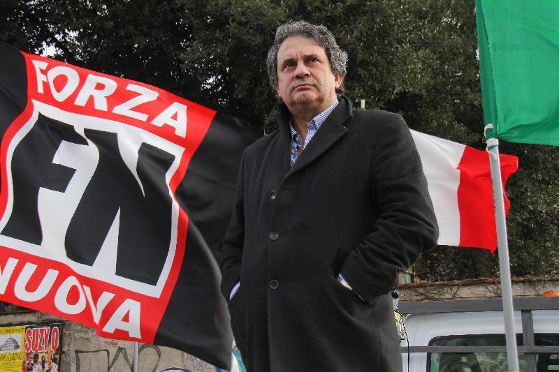 Roberto Fiore a Macerata, Forza Nuova