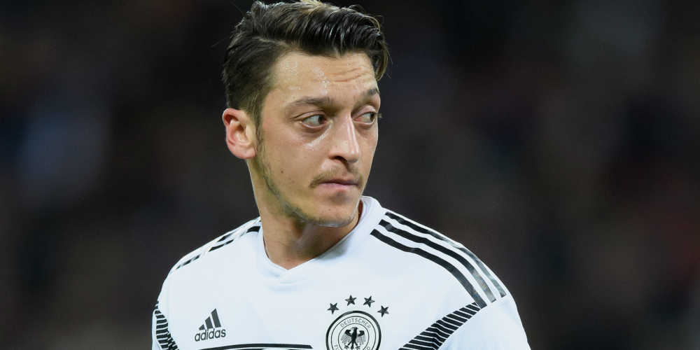 Mesut Ozil: addio polemico alla nazionale tedesca.