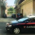 Catania, uomo investe i vicini