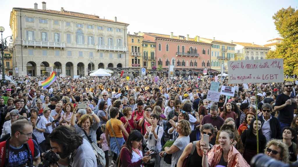 Verona, manifestazione a sostegno della Legge 194.