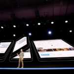 Samsung presenta lo smartphone pieghevole.