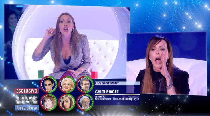 Nina Moric contro Karina Cascella