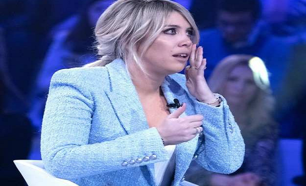 Wanda Nara in lacrime