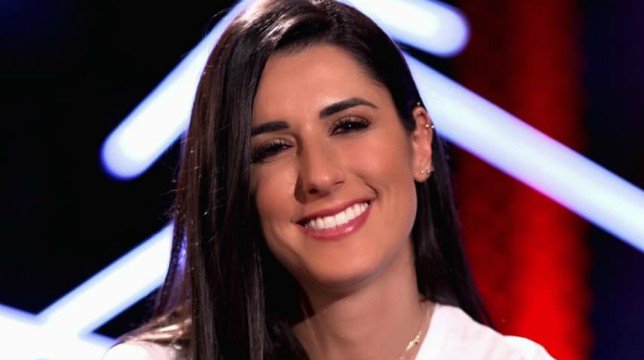 Francesca Cipriani Si Scaglia Contro Valentina Vignali Che Schifo