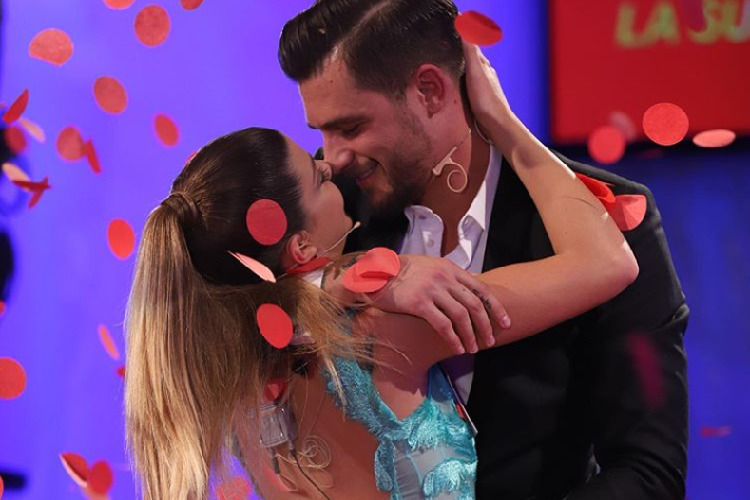 Andrea Zelletta, 'prima volta' con Natalia &quot;Non abbiamo avuto più pudori&quot;