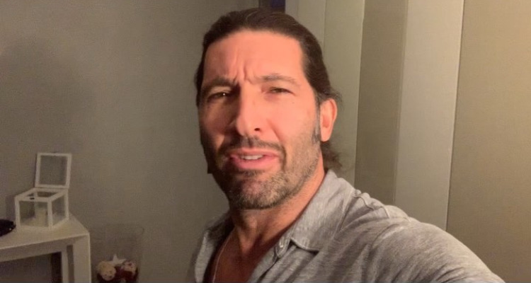 Instagram, Walter Nudo