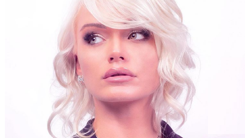 Live-Non è la d'Urso, Mercedesz Henger