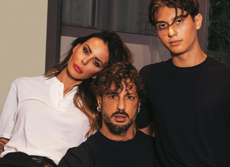 Corona, Nina e Carlos