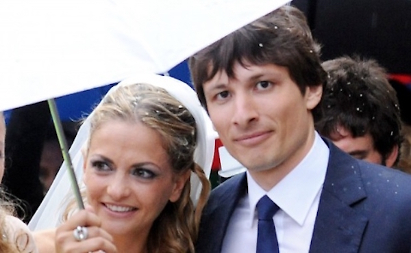 Giacomo con la moglie Valentina Orneli il giorno delle nozze / Foto: Vnews24