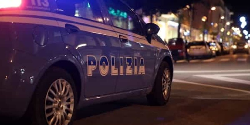 Milano 36enne litiga con la compagna e aggredisce agenti