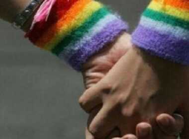 Salerno coppia gay aggredita dal padre