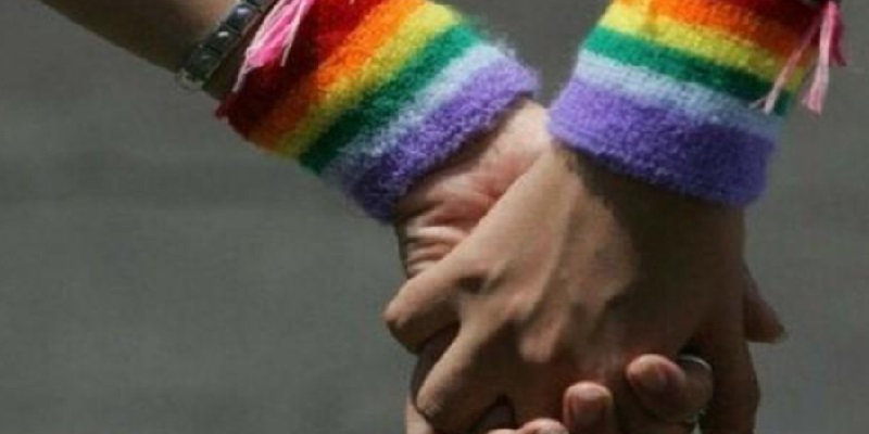 Salerno coppia gay aggredita dal padre