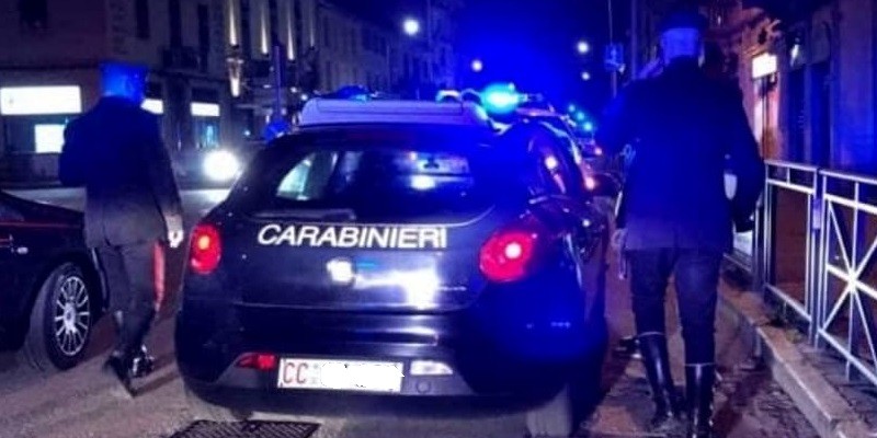 Mortara ubriaco chiama i Carabinieri per un passaggio a casa