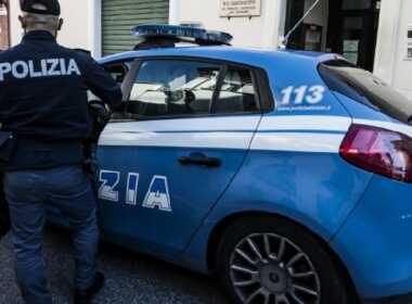 Roma 48enne tenta di estorcedere soldi alla madre e ai poliziotti