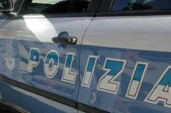 Napoli 46enne accoltella familiare