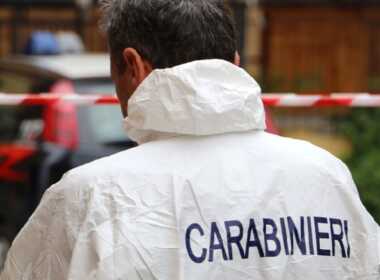 Ancona 71enne trovato morto in casa