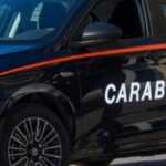 Arezzo 23enne picchia il padre per soldi